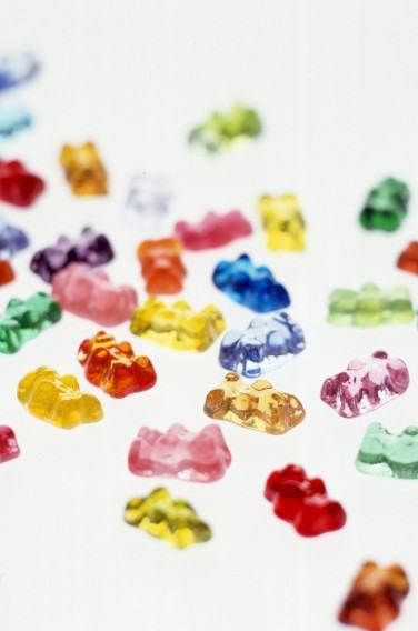 Dagmara Bielecka, Haribo, szkło formowane w ogniu palnika, 2006, zdj. Stanisław Sielicki