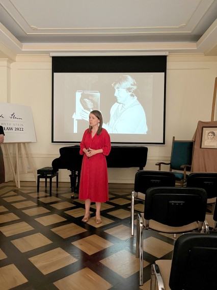 Wystawa prac prof. Alfredy Poznańskiej