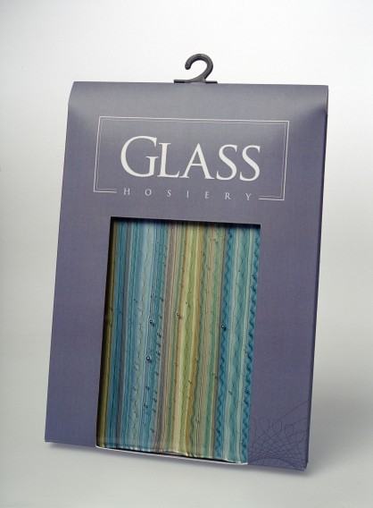 Dagmara Bielecka, Glass hosiery collection, ornament formowany w ogniu palnika, cięty, układany, zgrzewany, papierowe opakowanie, 2010, zdj. Stanisław Sielicki