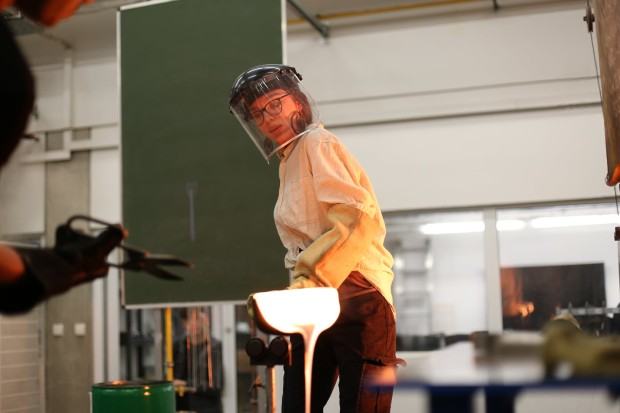 Collaborative glass foundry