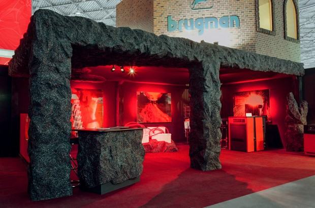 Jacek Kos, Stoisko-instalacja przestrzenna Brugman Jacek Kos, Stoisko-instalacja przestrzenna Brugman