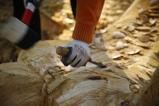 Pracownia Technik Rzeźbiarskich – Drewno