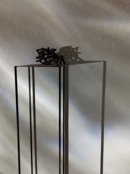 Fotorelacja z wernisażu wystawy Dno Fotorelacja z wernisażu wystawy Dno