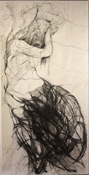 Bogna Kozera-Radomska, ***, karton, grafit, 200x100 cm, 2017 Bogna Kozera-Radomska, ***, karton, grafit, 200x100 cm, 2017