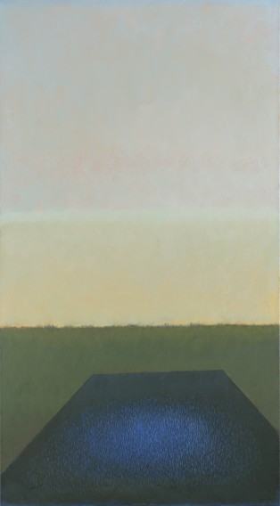 Stanisław R. Kortyka, Kobaltowy klomb, olej, płótno, 145x80 cm, 2021, zdj. Czesław Chwiszczuk