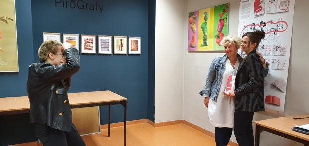 20220615_095902.jpg Obrona prac dyplomowych licencjackich i magisterskich na kierunku Wzornictwo.