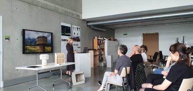 20220707_110627.jpg Obrona prac dyplomowych licencjackich i magisterskich na kierunku Wzornictwo.