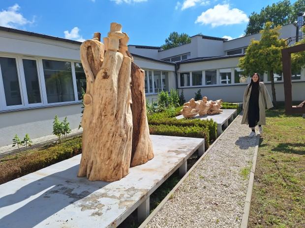 IX Międzynarodowe Artystyczne Warsztaty Rzeźbiarskie, zdj. Aleksander Marek Zyśko IX Międzynarodowe Artystyczne Warsztaty Rzeźbiarskie, zdj. Aleksander Marek Zyśko