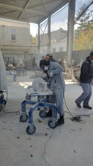 Pracownia Technik Rzeźbiarskich – Kamień