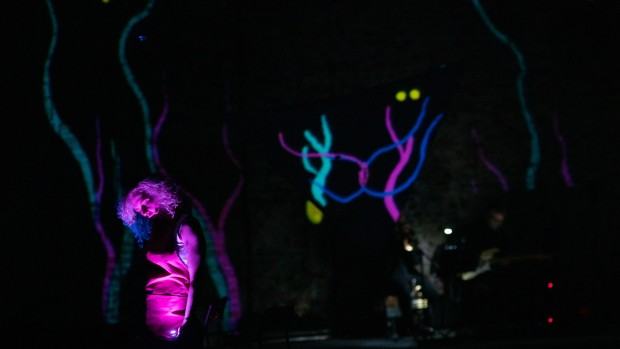 Sebastian Siepietowski, scenografia i multimedia do spektaklu Syrena - Monomusical