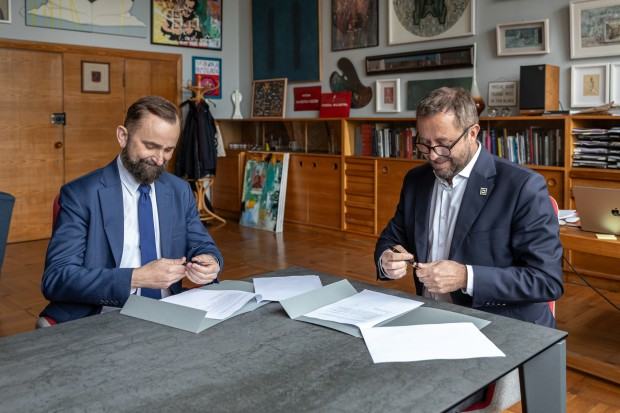 Nowy partner Akademii Sztuk Pięknych Nowy partner Akademii Sztuk Pięknych