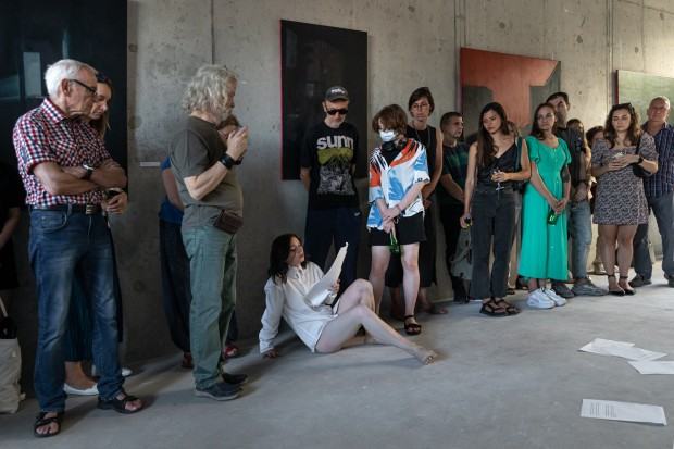 Olena Matoshniuk, Brzemię, performance