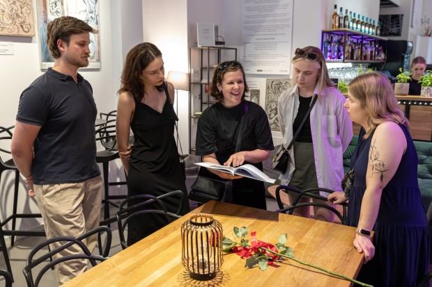 Otwarcie wystawy dyplomowej Karoliny Matuszewskiej, pt. Dracopolis, zdj. Michał Pietrzak