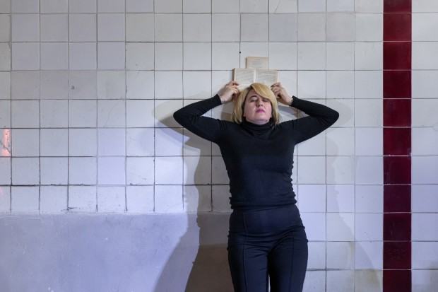 Koncert w Exit ASP Wrocław – Lorena Izquierdo Aparicio – performance, głos / Ryszard Lubieniecki – portatyw organowy, głośnice akordeonowe.