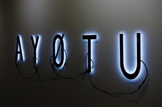 Świat Blasku – fragment wystawy Anny Bujak na Zamku Sieleckim w Sosnowcu