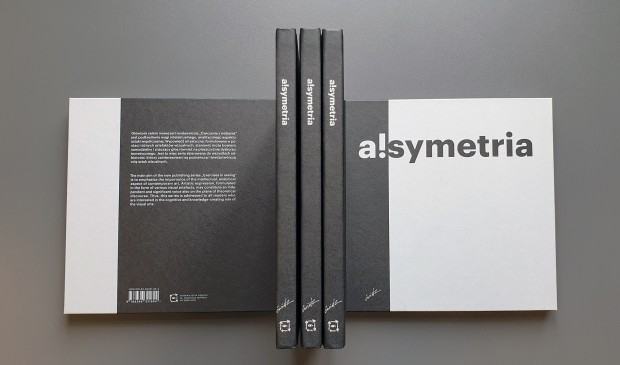 Publikacja a!symetrie środek