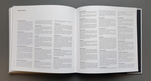 Publikacja a!symetrie środek