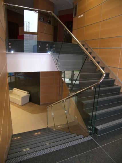 Bartosz Jakubicki, wnętrza biurowca Radiotechnika