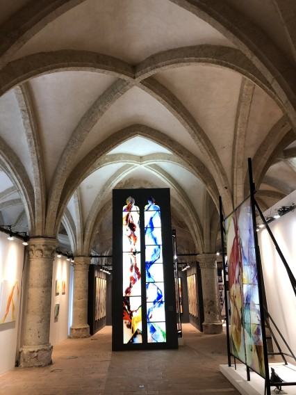 Chartres, witraże Kim en Joong’a