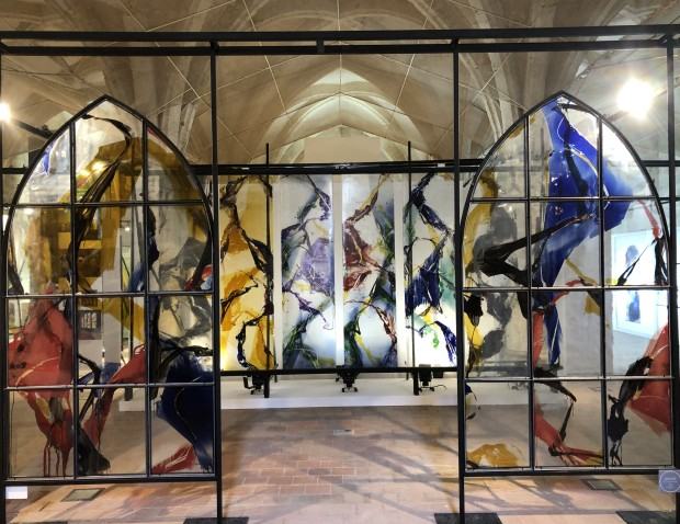 Chartres, witraże Kim en Joong’a