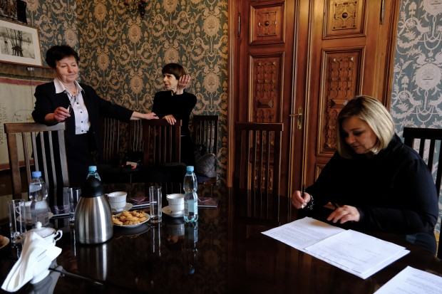 Podpisanie porozumienia pomiędzy ASP, AMKL i AST związanego z projektem ICRA, czyli Innowacyjne Centrum Rozwoju Artysty.