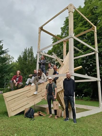 Wystawa poplenerowa rzeźby w Polanicy-Zdroju