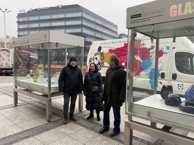 img_2425_0.jpg Grudniowa prezentacja w Mobilnej Galerii na Oławskiej