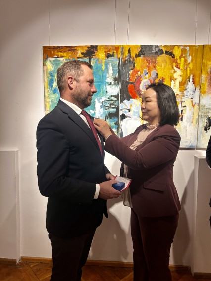 img_6955.jpg Niebieski wiatr_wernisaż