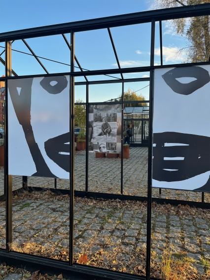 Wystawa dr Marty Kubiak pt. The Devil is Happy w galerii Black Frame Wystawa dr Marty Kubiak pt. The Devil is Happy w galerii Black Frame