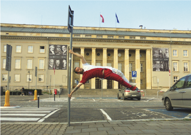 jaroslaw-slomski_2018_capture-the-flag.png Jarosław Słomski, Capture the flag, 2018