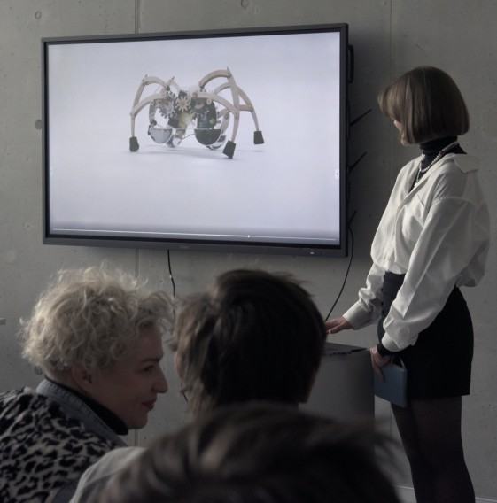 Przeglądy prac studenckich Katedry Wzornictwa