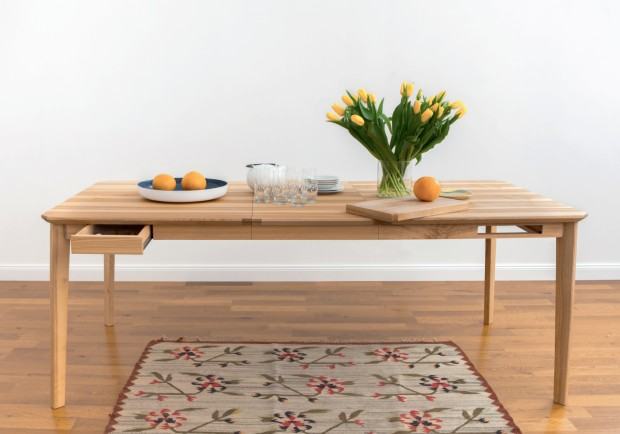 M.Kasprzyca, S. Hanczar, stół_T, zdj. DO_M M.Kasprzyca, S. Hanczar, stół_T, zdj. DO_M