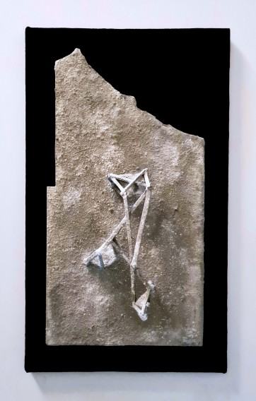 Marek Kulig, Constellatio I, 66x38 cm, assemblage, 2021 Marek Kulig, Constellatio I, 66x38 cm, assemblage, 2021