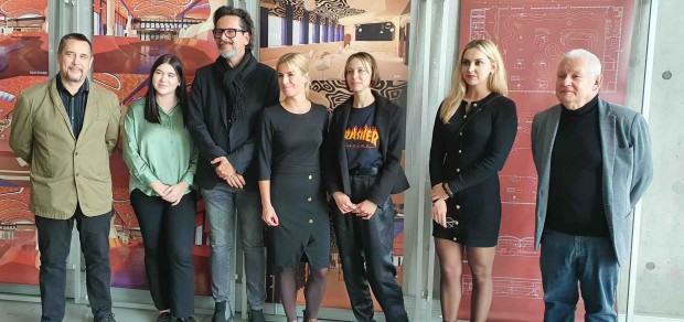 Farament obrony prac dyplomowych studentów Katedr: Wzornictwa i Architektury Wnętrz z roku akademickiego 21/22