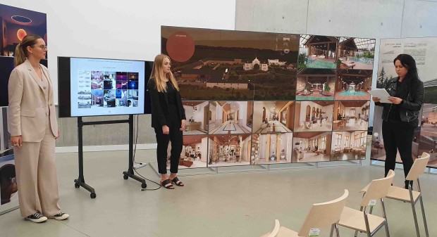 Farament obrony prac dyplomowych studentów Katedr: Wzornictwa i Architektury Wnętrz z roku akademickiego 21/22