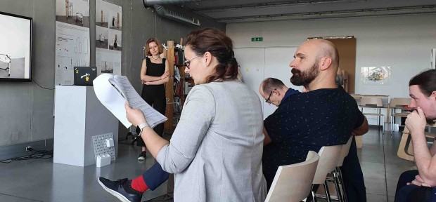 Farament obrony prac dyplomowych studentów Katedr: Wzornictwa i Architektury Wnętrz z roku akademickiego 21/22