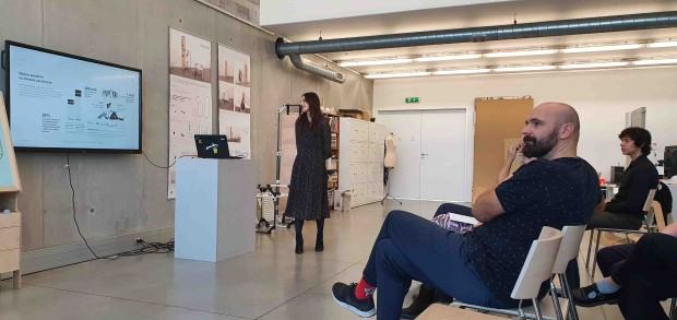 Farament obrony prac dyplomowych studentów Katedr: Wzornictwa i Architektury Wnętrz z roku akademickiego 21/22