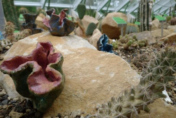 Stadium. Wystawa rzeźby w Ogrodzie Botanicznym, zdj. Zofia Grzybowska