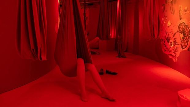 Patrycja Mastej, Magdalena Skowrońska, Ekspozycja na kolor. Czerwony, MWW, zdj. Małgorzata Kujda