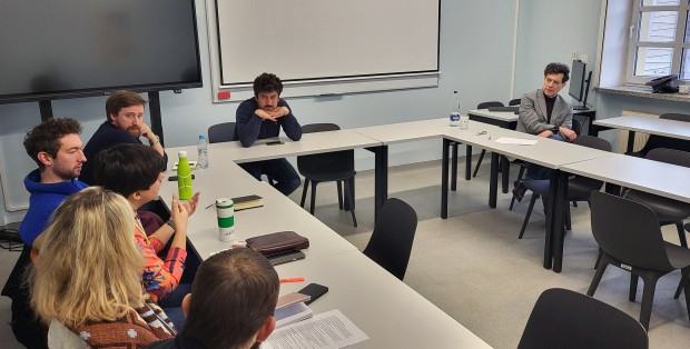 Paul Holmes - Profesor Wizytujący we Wrocławiu