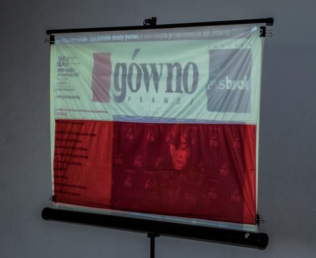 pracownia-dzialan-intermedialnych_andzelika_izykowska_instalacja_flaga.jpg Pracownia Działań Intermedialnych