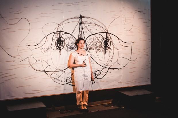 pracownia-dzialan-intermedialnych_annaszalwa_smierci-nie-ma-widowisko-intermedialne.jpg Pracownia Działań Intermedialnych