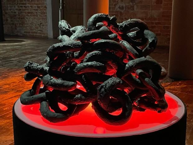 pracownia-dzialan-przestrzennych-i-technik-eksperymentalnych-_agatagarbacz_po_moim_trupie.jpeg Działań Przestrzennych i Technik Eksperymentalnych