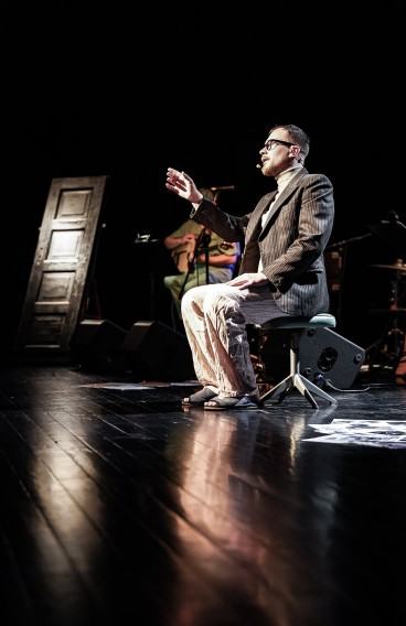 Nim wstanie dzień, spektakl teatralny o Krzysztofie Komedzie, reż. Krzysztof Witkowski Nim wstanie dzień, spektakl teatralny o Krzysztofie Komedzie, reż. Krzysztof Witkowski