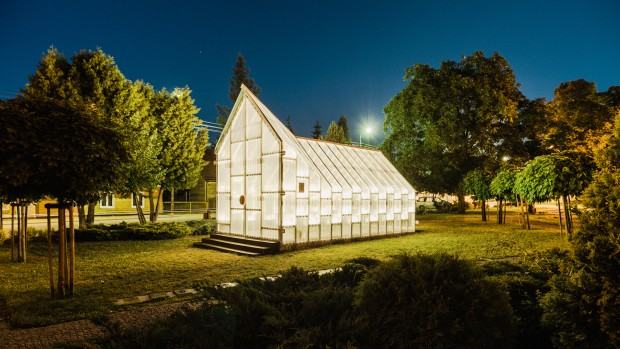 Szymon Hanczar, Magdalena Kasprzyca, Przemysław Słowik, Szklarnia, zdj. PionStudio Szymon Hanczar, Magdalena Kasprzyca, Przemysław Słowik, Szklarnia, zdj. PionStudio