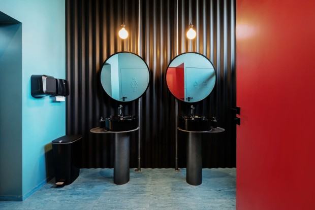 Szymon Hanczar, Przemysław Słowik, Projekt Toalet BUDUS, zdj. MeluzynaStudio Szymon Hanczar, Przemysław Słowik, Projekt Toalet BUDUS, zdj. MeluzynaStudio