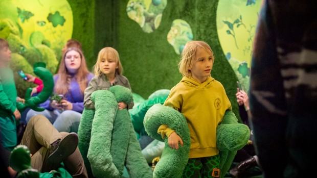 Spektrum Światła / Ekspozycja na kolor. Zielony Spektrum Światła / Ekspozycja na kolor. Zielony