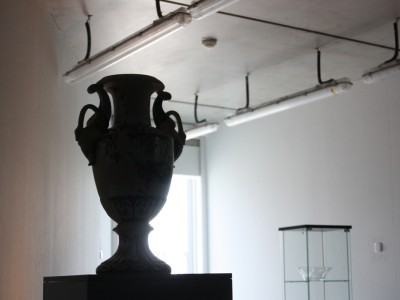 Historyczne dyplomy w Katedrze Konserwacji i Restauracji Ceramiki i Szkła