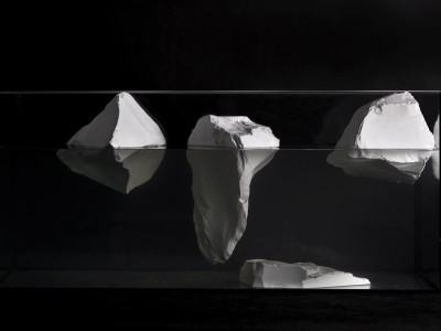 Lucinska Weronika_Icebergs_80x40x40