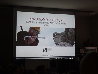 światło dla sztuki
